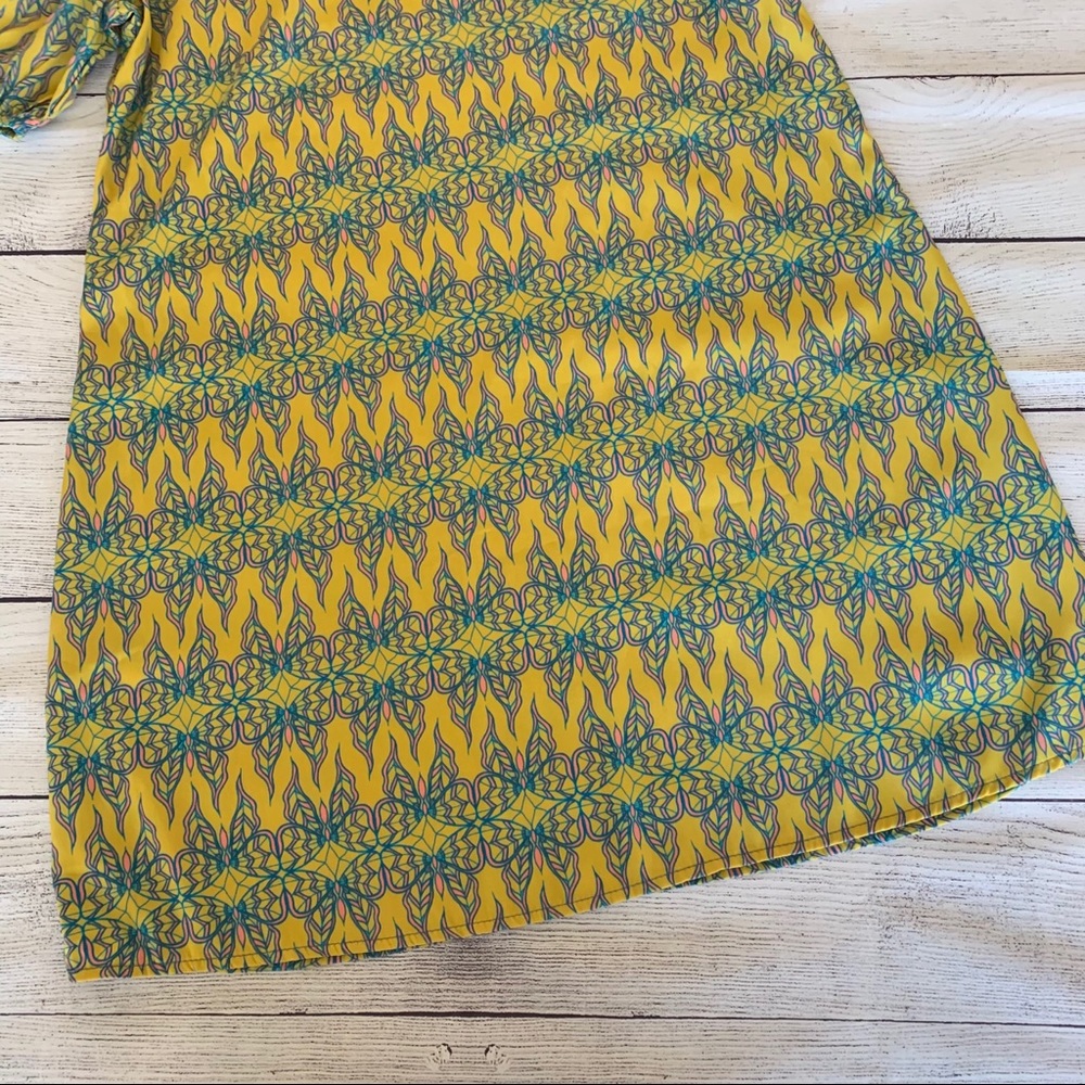 Francesca' s Yellow Abstract Shift Dress Size LG - Picture 3 of 6